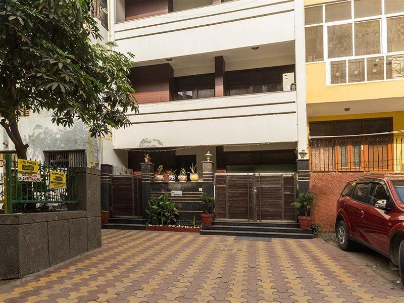 Red Maple Bed & Breakfast New Delhi Bagian luar foto