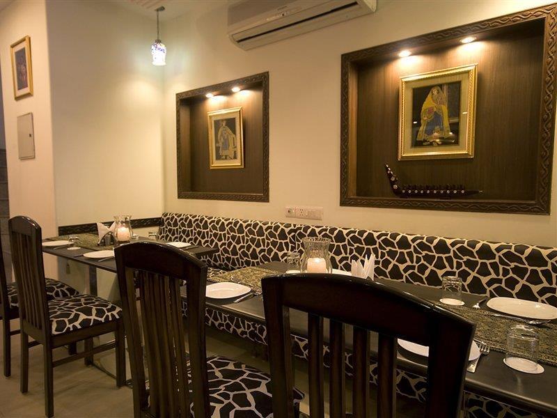 Red Maple Bed & Breakfast New Delhi Bagian luar foto
