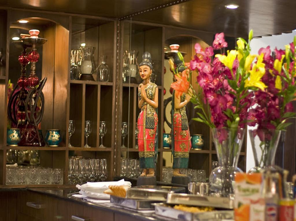 Red Maple Bed & Breakfast New Delhi Bagian luar foto